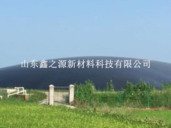 仔細(xì)檢測沼氣池黑膜滲透點(diǎn)，保障工程質(zhì)量